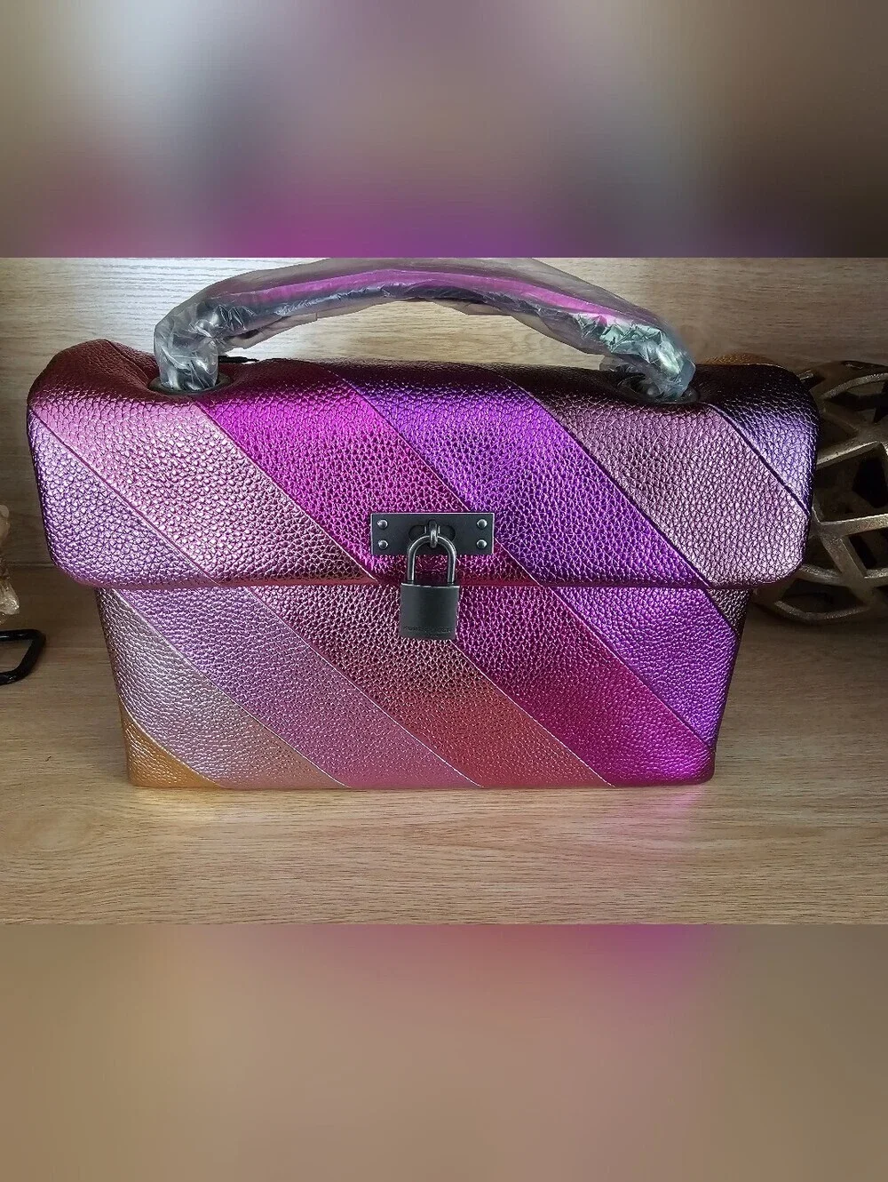 Kurt Geiger London Brixton Leather Shoulder Bag.